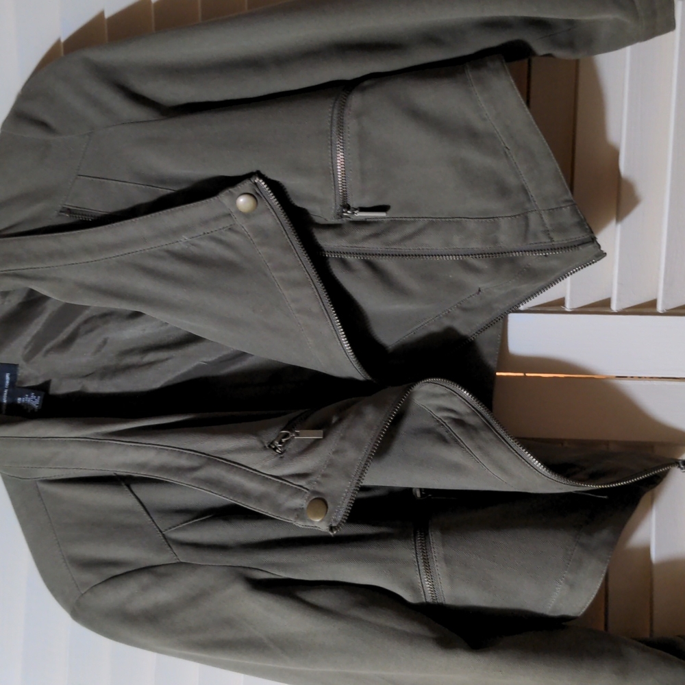 Silky cropped jacket